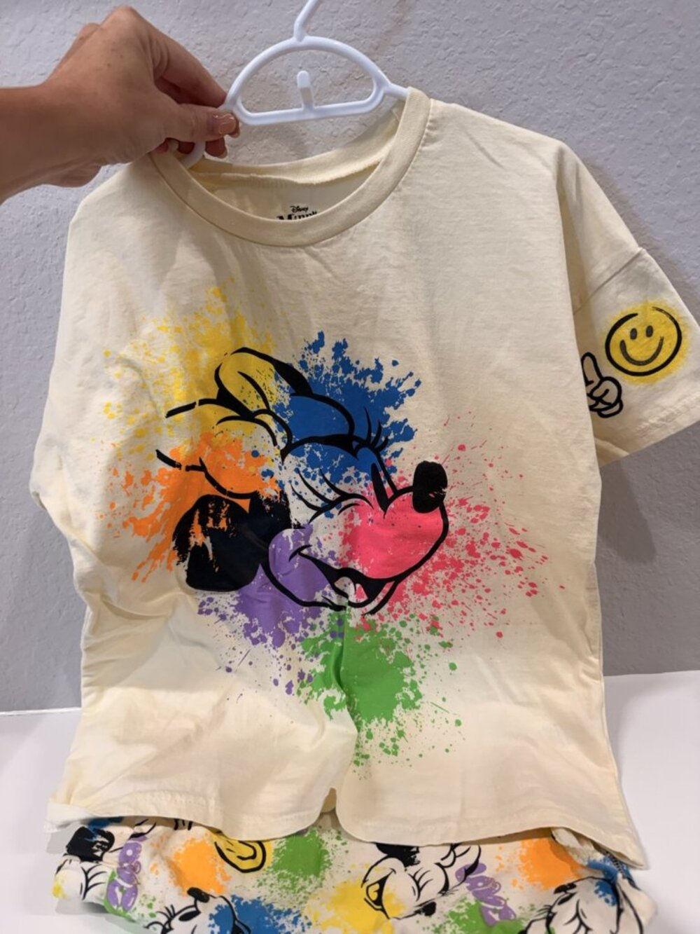 Disney Minnie Mouse Girls 10/12 Paint Splatter Tee and Shorts Set NWOT